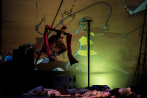 1709_SnakeLadder_Fav_Hi-4918