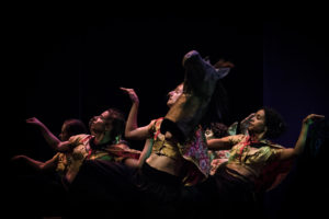 1709_SnakeLadder_Fav_Hi-5464